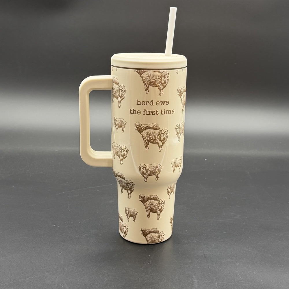 Cracker‎ Barrel Pure 40 Oz Tumbler Heard Ewe Sheep Cream Handle Straw Flip Lid